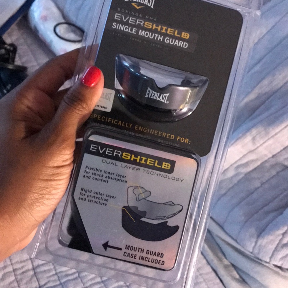 Single mouth guard